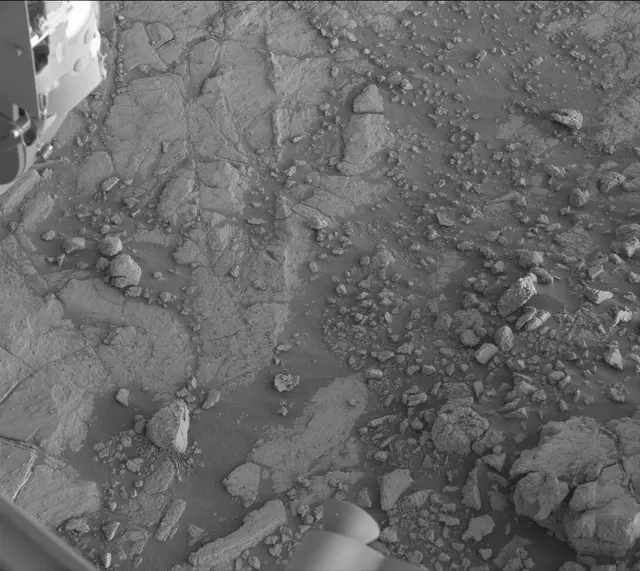 Sol 2645: Mast Camera (Mastcam)