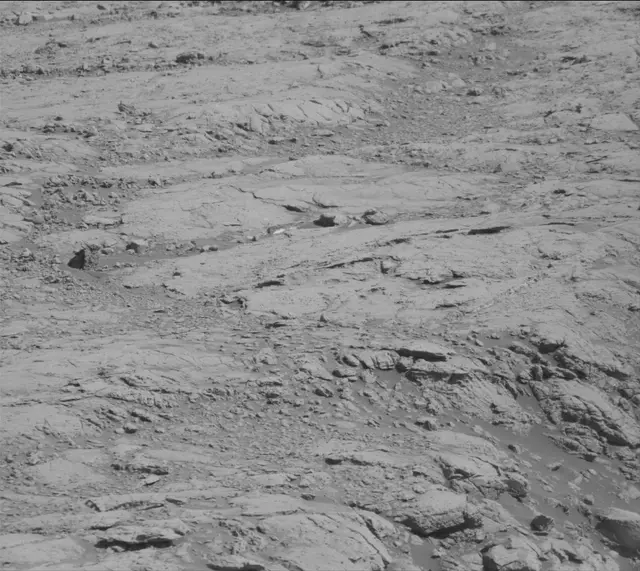 Sol 2645: Mast Camera (Mastcam)