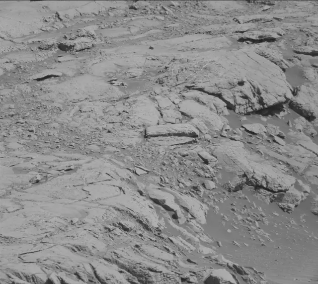 Sol 2645: Mast Camera (Mastcam)