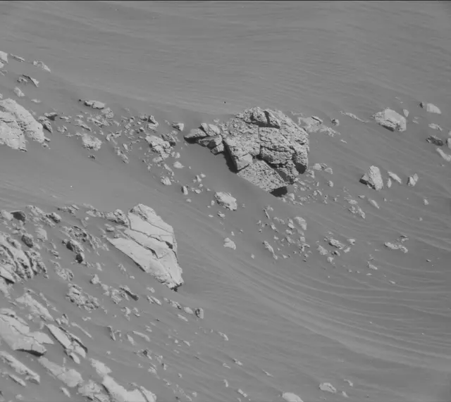 Sol 2645: Mast Camera (Mastcam)