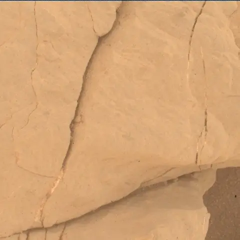 Sol 2645: Mars Hand Lens Imager (MAHLI)