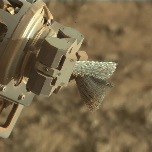Sol 2653: Mast Camera (Mastcam)