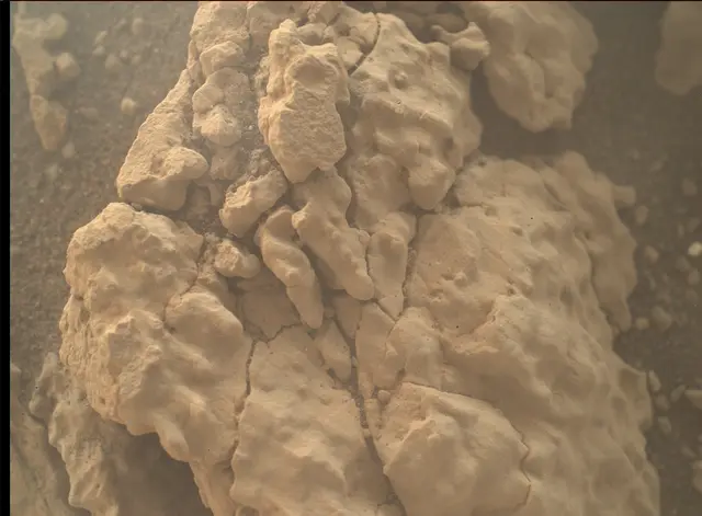 Sol 2653: Mars Hand Lens Imager (MAHLI)