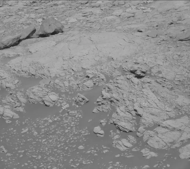 Sol 2654: Mast Camera (Mastcam)
