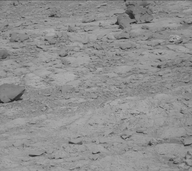 Sol 2654: Mast Camera (Mastcam)