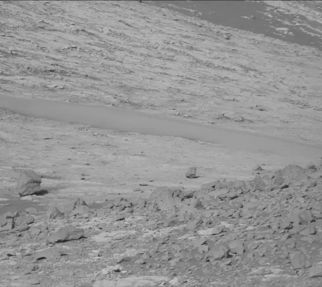 Sol 2654: Mast Camera (Mastcam)