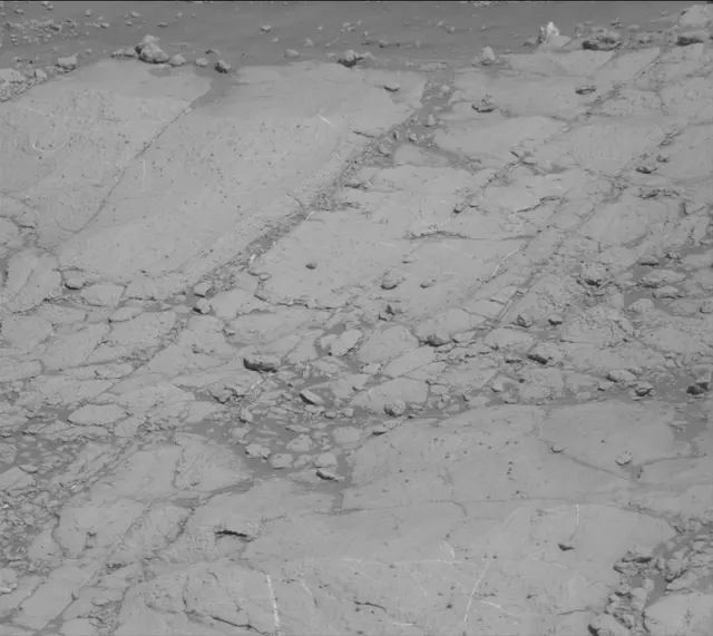 Sol 2654: Mast Camera (Mastcam)