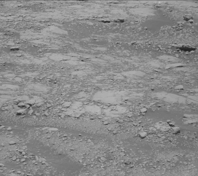 Sol 2654: Mast Camera (Mastcam)