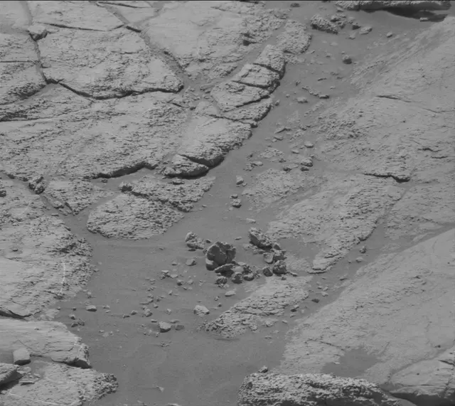 Sol 2654: Mast Camera (Mastcam)