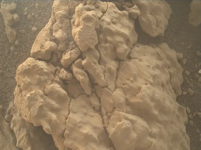 Sol 2654: Mars Hand Lens Imager (MAHLI)
