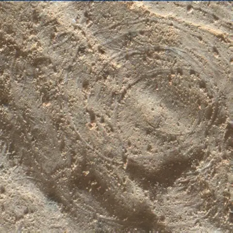 Sol 2656: Mars Hand Lens Imager (MAHLI)