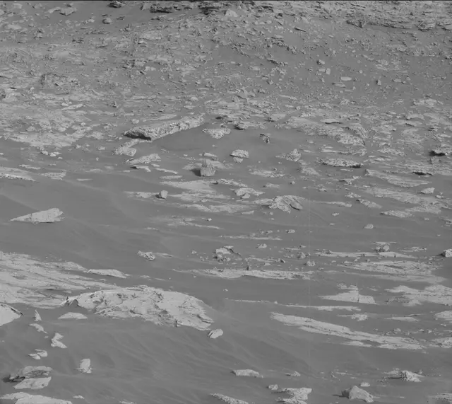 Sol 2657: Mast Camera (Mastcam)