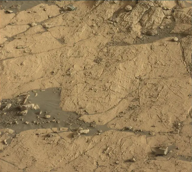Sol 2657: Mast Camera (Mastcam)