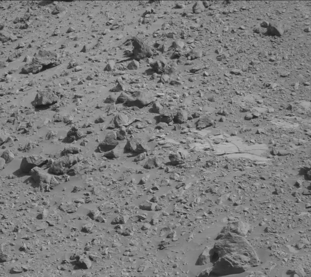 Sol 2657: Mast Camera (Mastcam)