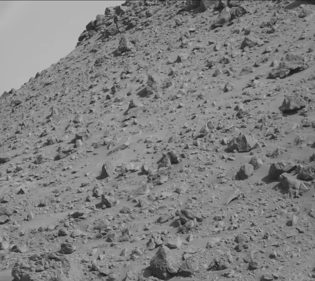 Sol 2657: Mast Camera (Mastcam)