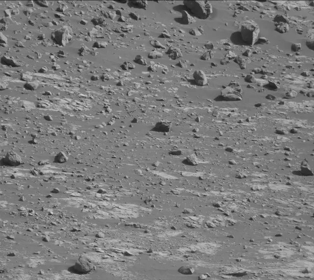 Sol 2657: Mast Camera (Mastcam)