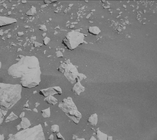 Sol 2657: Mast Camera (Mastcam)