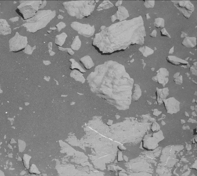 Sol 2657: Mast Camera (Mastcam)
