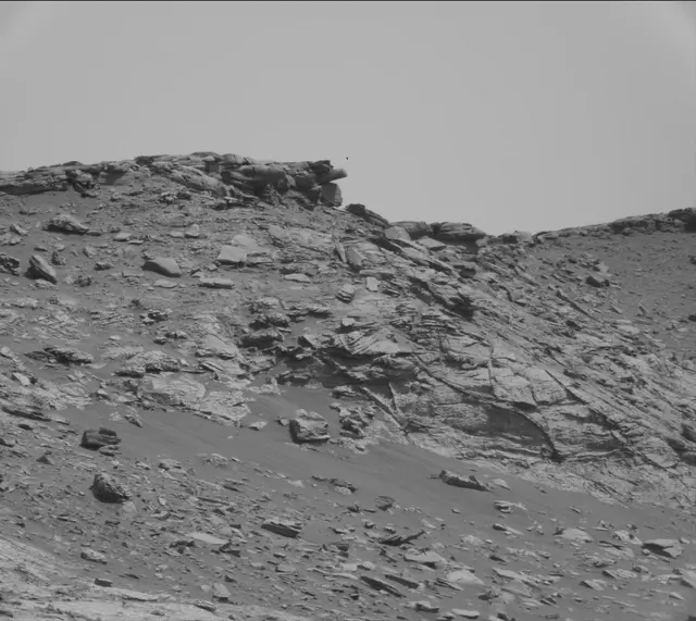 Sol 2657: Mast Camera (Mastcam)