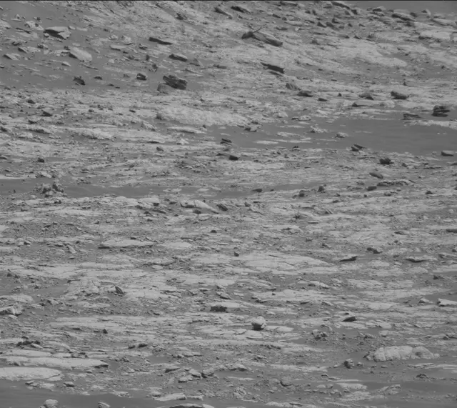 Sol 2657: Mast Camera (Mastcam)