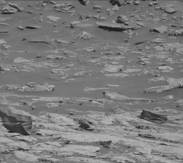 Sol 2657: Mast Camera (Mastcam)