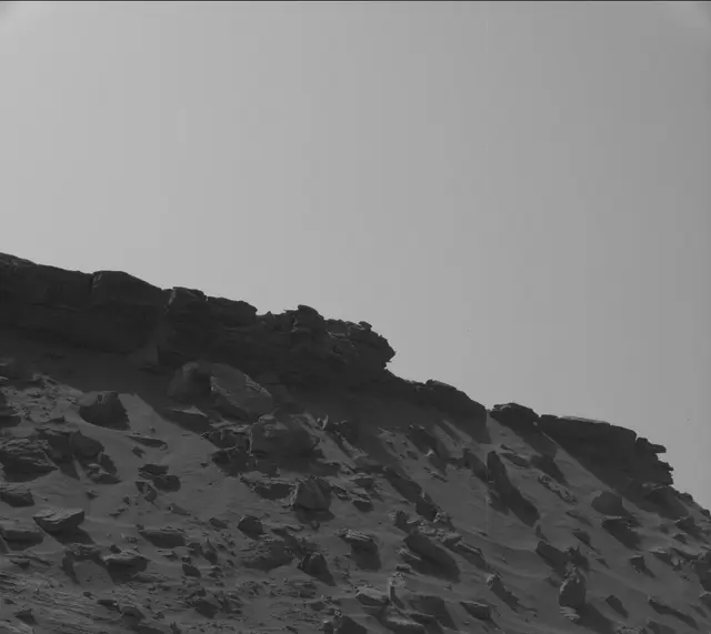 Sol 2658: Mast Camera (Mastcam)