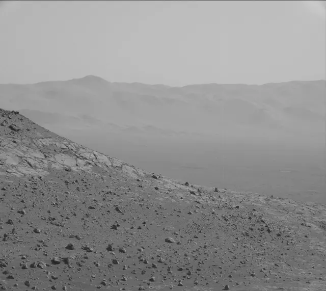 Sol 2658: Mast Camera (Mastcam)