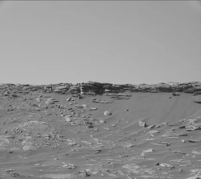 Sol 2658: Mast Camera (Mastcam)
