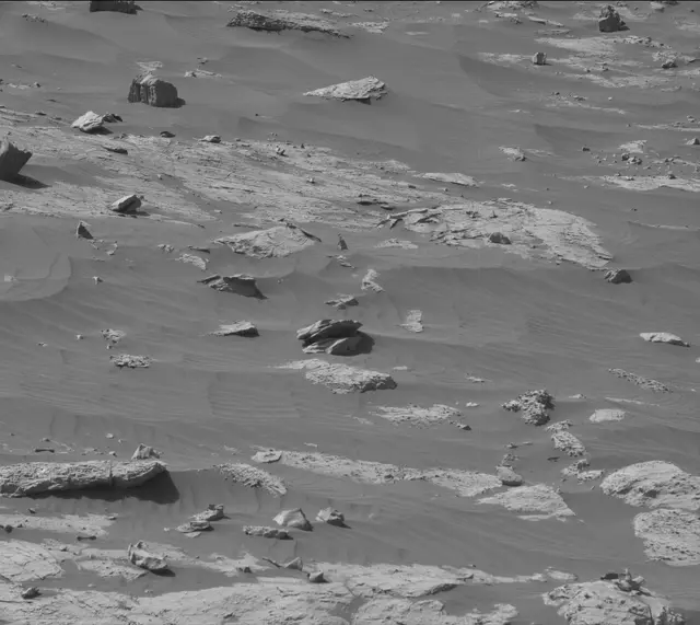 Sol 2658: Mast Camera (Mastcam)