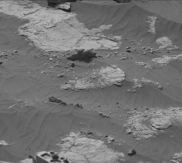 Sol 2658: Mast Camera (Mastcam)