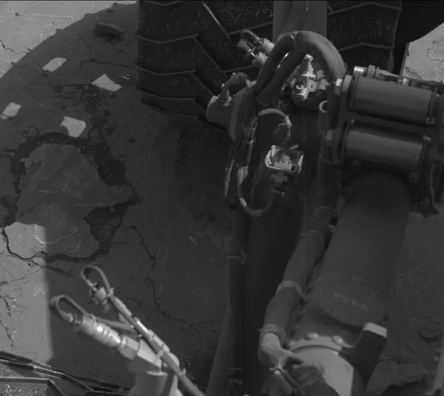 Sol 2658: Mast Camera (Mastcam)