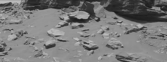 Sol 2658: Mast Camera (Mastcam)