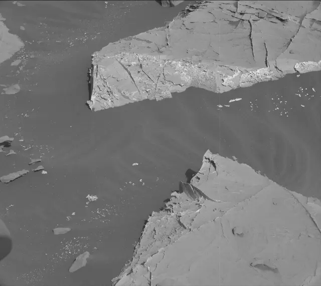 Sol 2658: Mast Camera (Mastcam)
