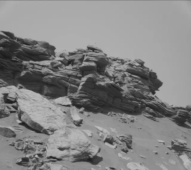 Sol 2658: Mast Camera (Mastcam)