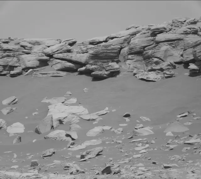 Sol 2659: Mast Camera (Mastcam)