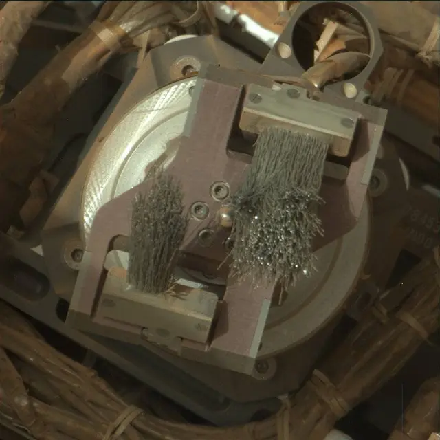 Sol 2660: Mast Camera (Mastcam)