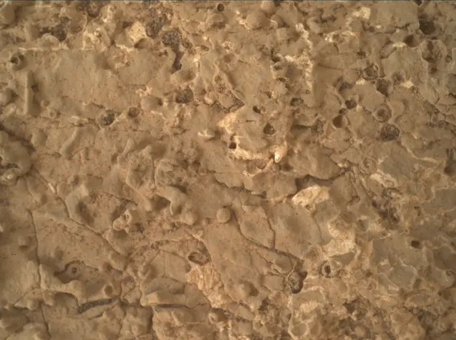 Sol 2660: Mars Hand Lens Imager (MAHLI)