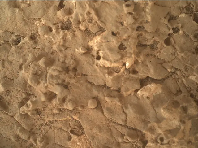 Sol 2660: Mars Hand Lens Imager (MAHLI)
