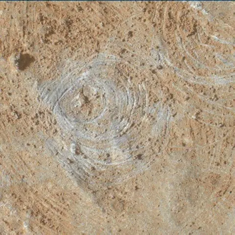 Sol 2660: Mars Hand Lens Imager (MAHLI)