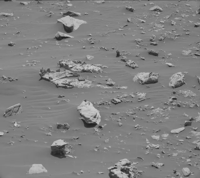 Sol 2661: Mast Camera (Mastcam)