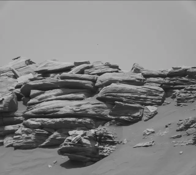 Sol 2661: Mast Camera (Mastcam)