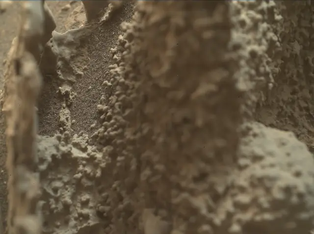 Sol 2662: Mars Hand Lens Imager (MAHLI)
