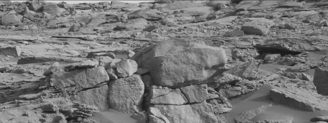 Sol 2663: Mast Camera (Mastcam)