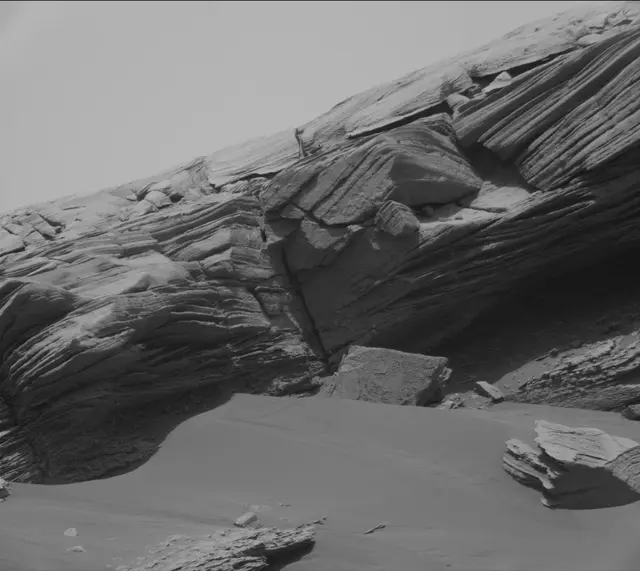 Sol 2663: Mast Camera (Mastcam)