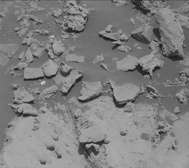 Sol 2663: Mast Camera (Mastcam)