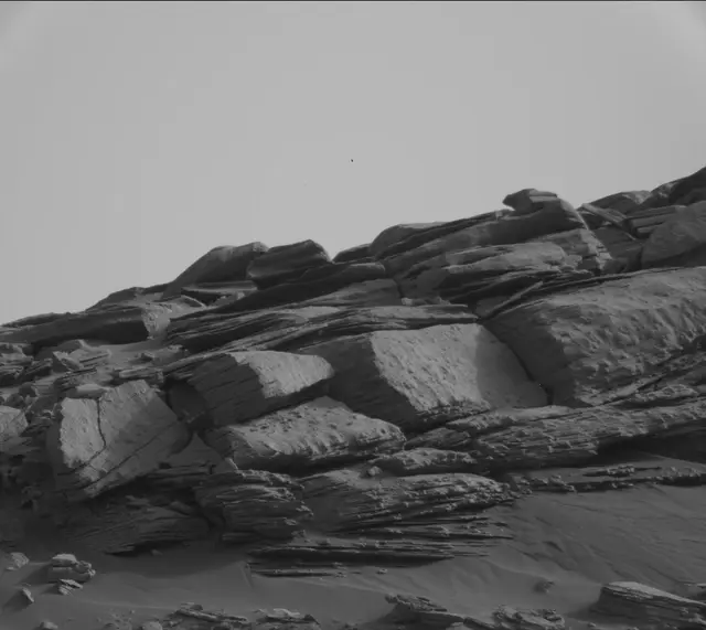 Sol 2663: Mast Camera (Mastcam)