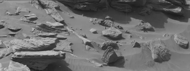 Sol 2665: Mast Camera (Mastcam)