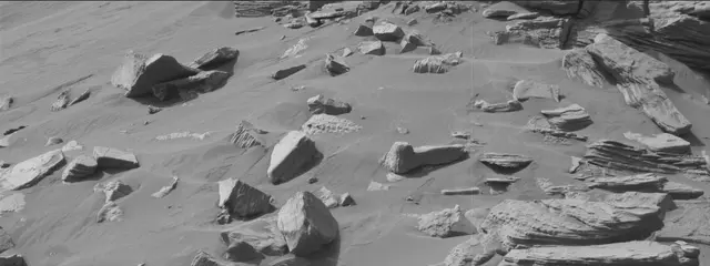 Sol 2665: Mast Camera (Mastcam)