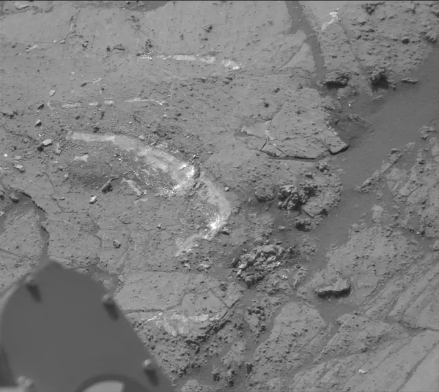 Sol 2665: Mast Camera (Mastcam)