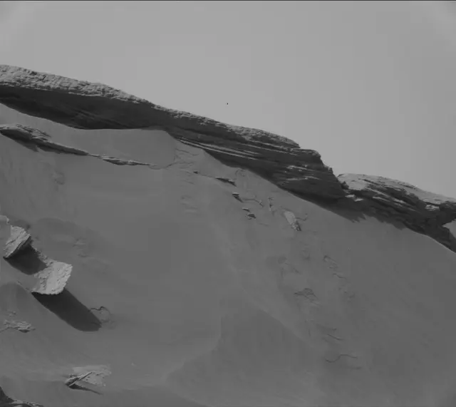 Sol 2665: Mast Camera (Mastcam)